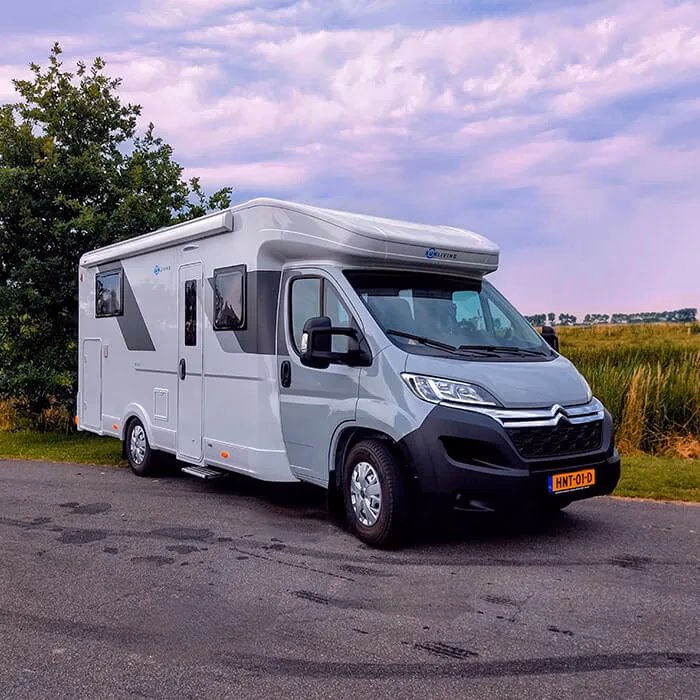 How much does it cost to rent a camper van in Hawaii?