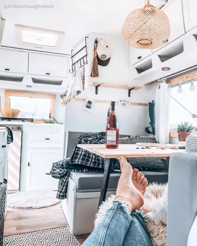 Is boho chic decor still in style?