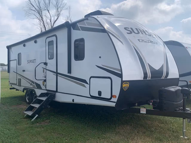 How do I check in at Campers City?