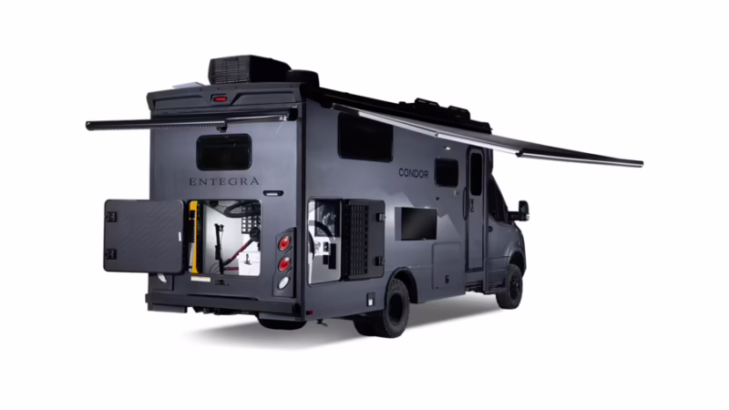 ¿Quién fabrica Entegra Condor?