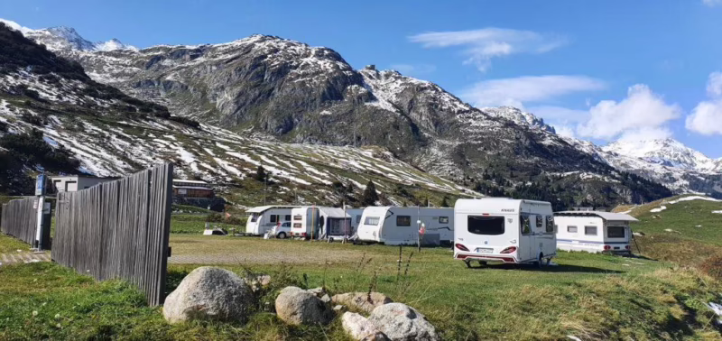 Auf welchen Parkplätzen darf man in der Schweiz übernachten?
