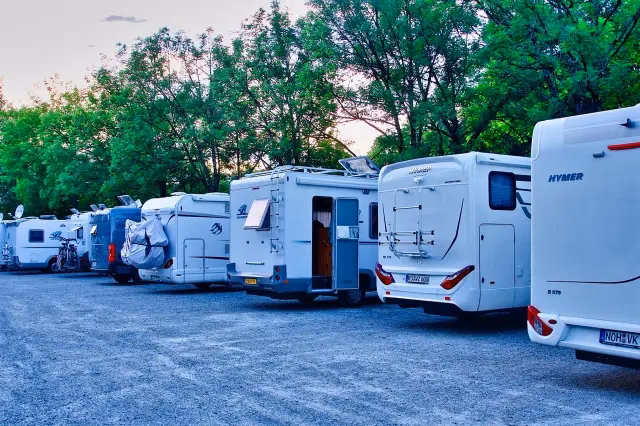 ¿Cuánto cuesta una parcela para autocaravanas de temporada?