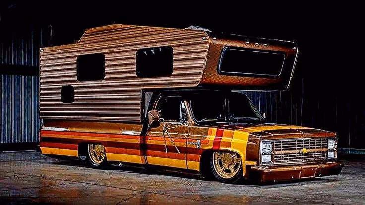 ¿Cómo se llama la van de Chevrolet?