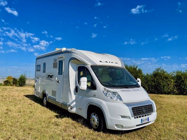 Quanto costa un camper semintegrale Laika nuovo?