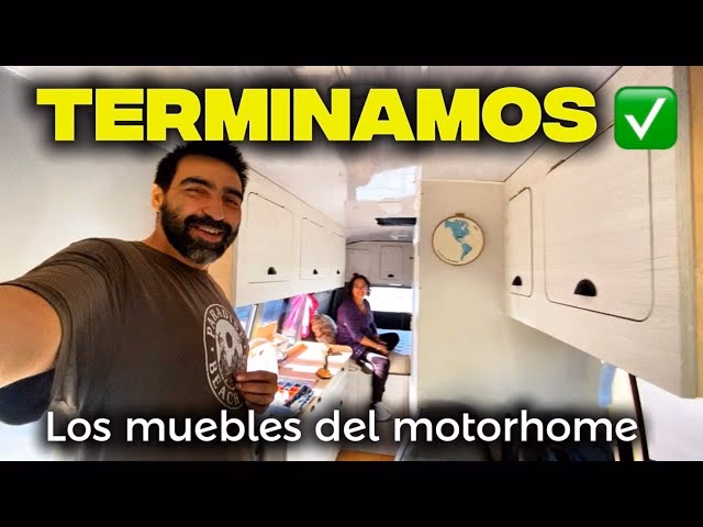 ¿Cómo meter un sofá en una autocaravana?