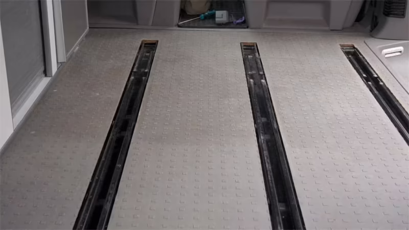 ¿Cuánto cobran por poner piso de vinilo?