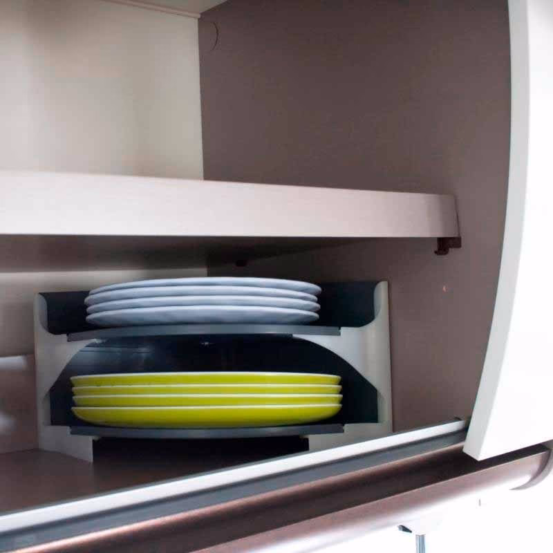 ¿Dónde se pone la vajilla?