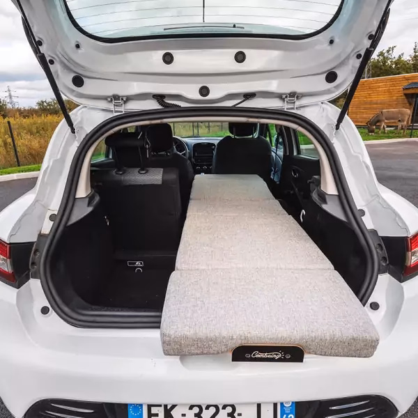 ¿Cómo dormir en el carro sin riesgo?