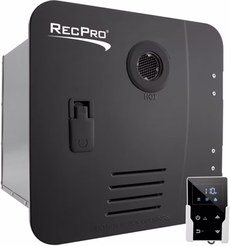 ¿En qué valor debe configurarse el regulador de presión de agua de mi RV?