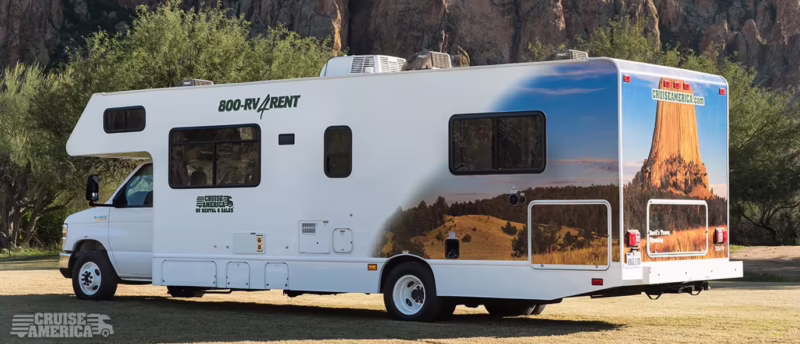 What do you need to rent an RV on Cruise America?