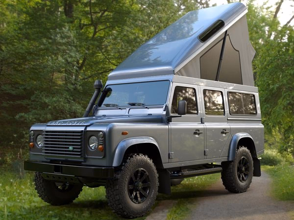 Who makes the Defender RV?