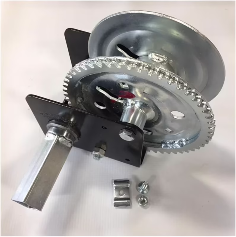 How to power an electric winch on a trailer?