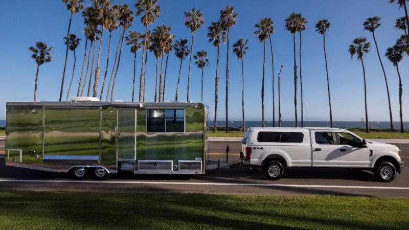 ¿Cómo se dice remolque de camión en inglés?