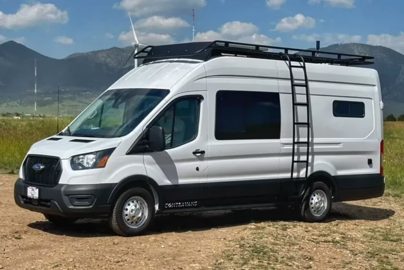 ¿Cuánto cuesta convertir una Ford Transit en una furgoneta camper?
