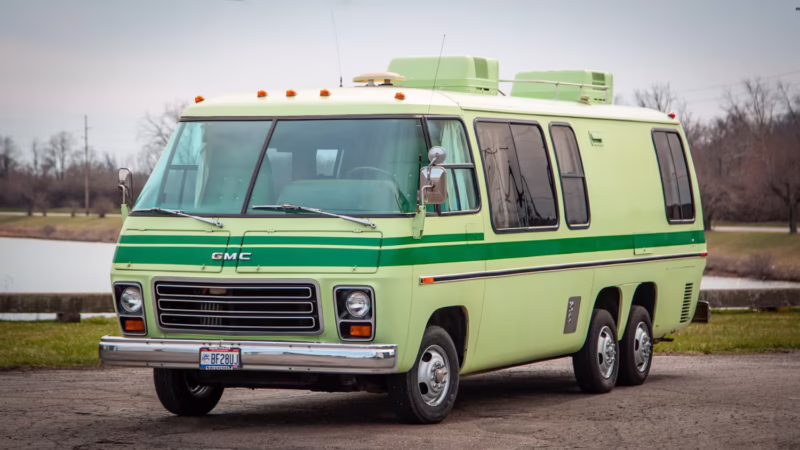 Can you tow a front wheel drive car behind a motorhome?