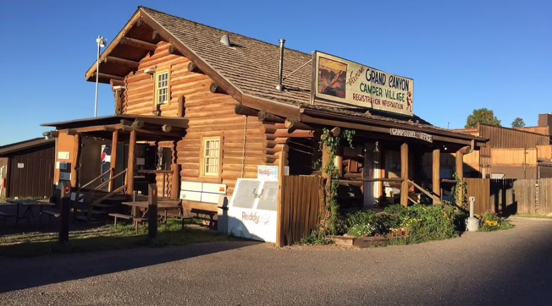 Where should I stay in an RV near the Grand Canyon?