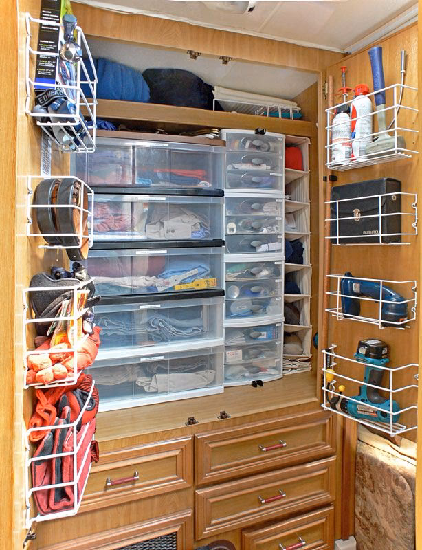 ¿Cómo se llama el mueble para guardar la ropa?