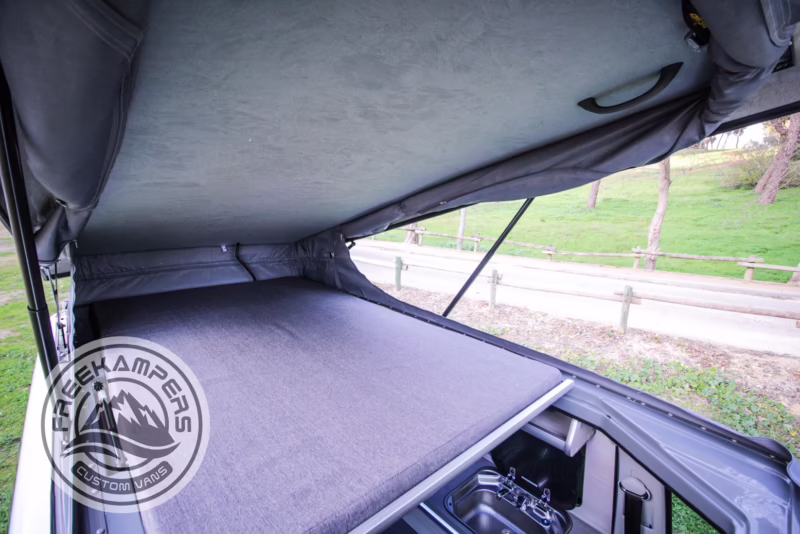 ¿Puedes instalar un techo elevable tú mismo?