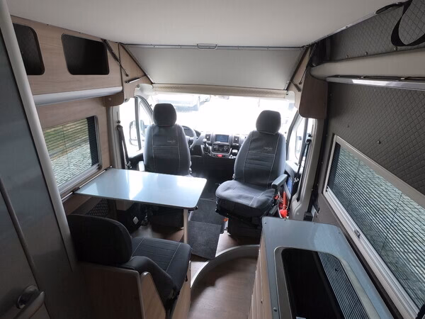 What are the interior dimensions of a boxer?