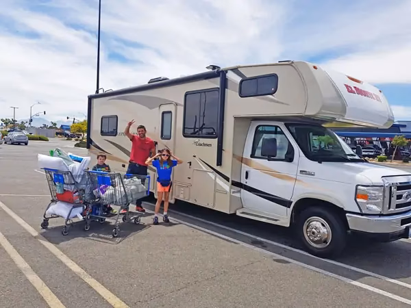 ¿Cuántas horas son de Los Ángeles a Las Vegas en coche?