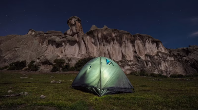 ¿Cuáles son algunos lugares para acampar en Perú?
