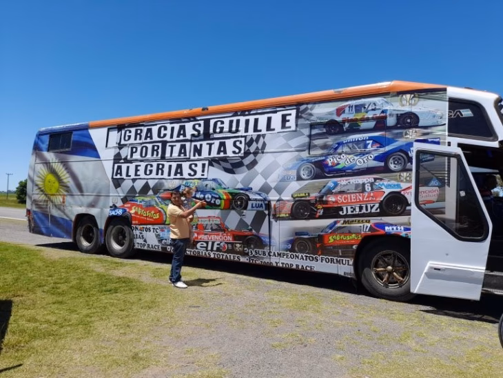 ¿Cómo puedo contactar con Dipalma?