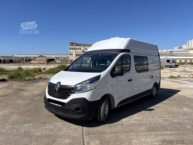 ¿Renault Trafic 9 plazas dimensiones?