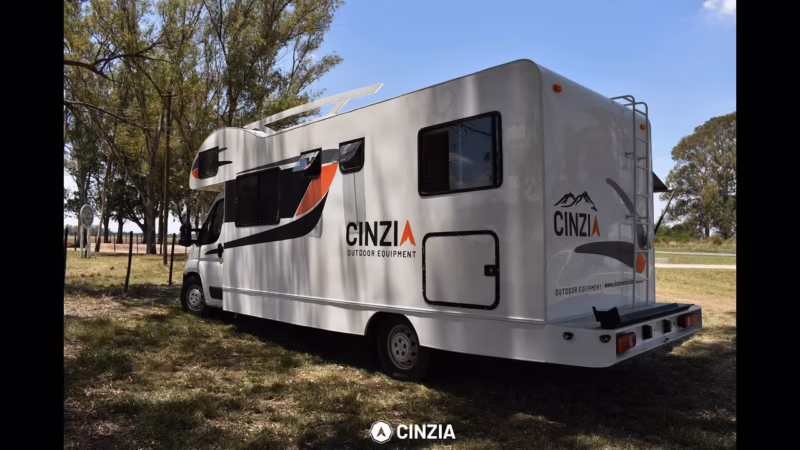 ¿Cuándo dejaron los coches de usar parachoques metálicos?