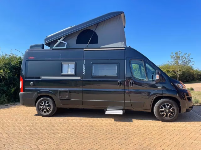 What is the best time of year to hire a motorhome?