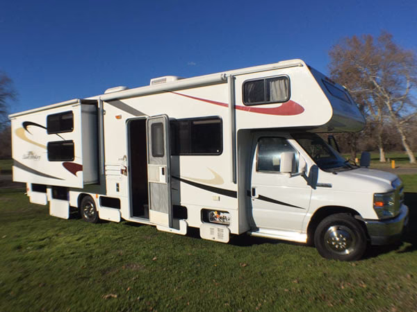 How much does it cost to rent an RV in Tampa?