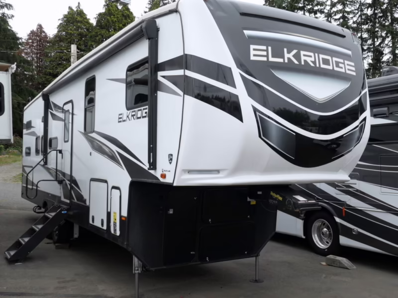 Does Costco sell motorhomes?