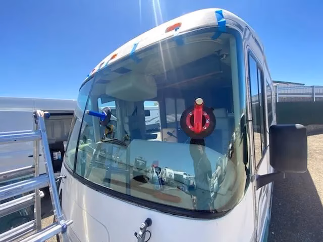 How much does it cost to replace a motorhome windshield?