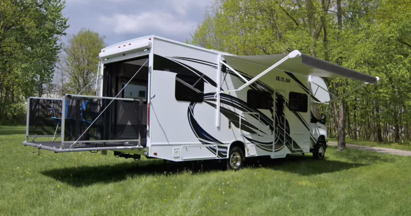 How much does an Outlaw motorhome cost?