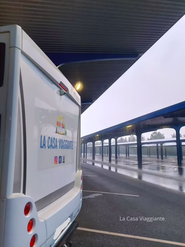 Dove posso sostare con il camper in Francia?