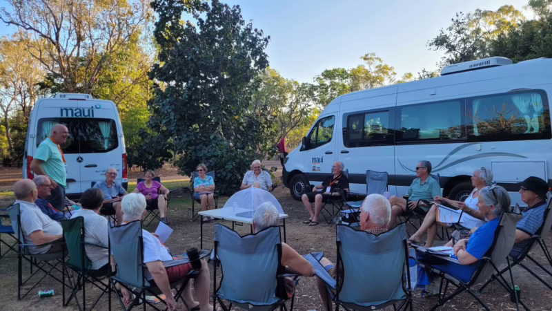 What's the cheapest month to fly from Perth to Darwin?