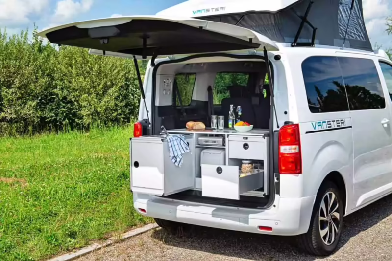 ¿Cuánto vale la furgoneta PEUGEOT Traveller?