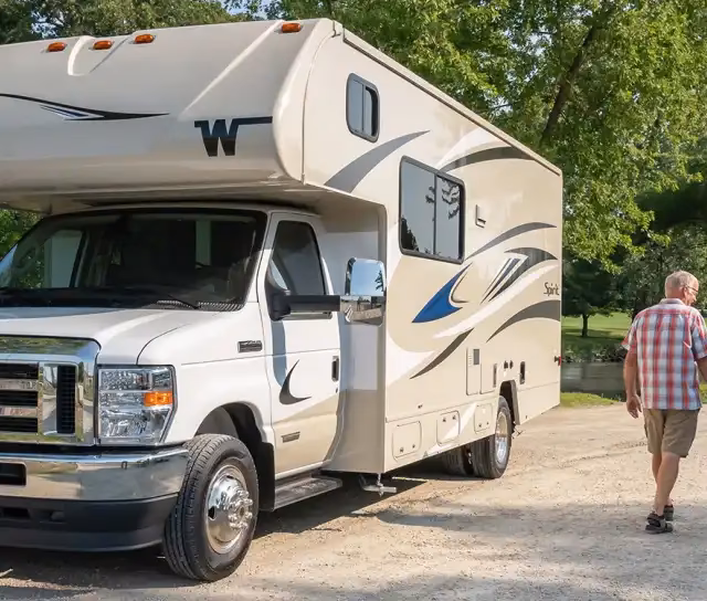 Who makes Spirit RVs?