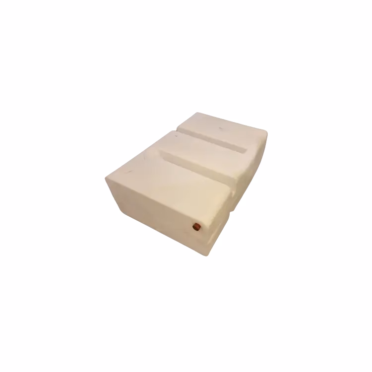 ¿Qué función tiene un rompeolas en una cisterna?