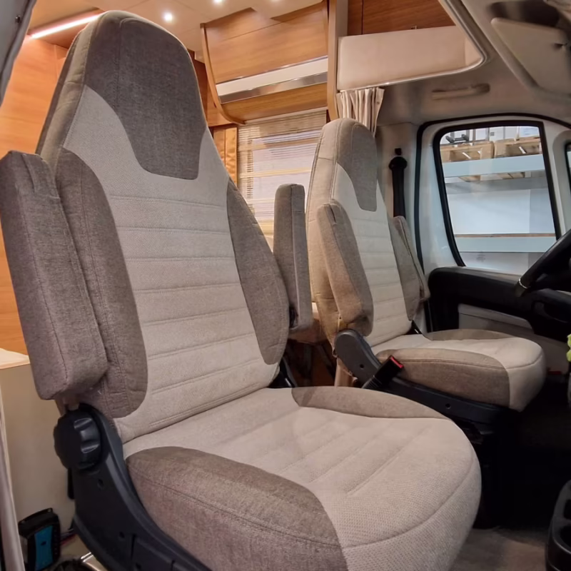 Quanto costa rifare la tappezzeria?