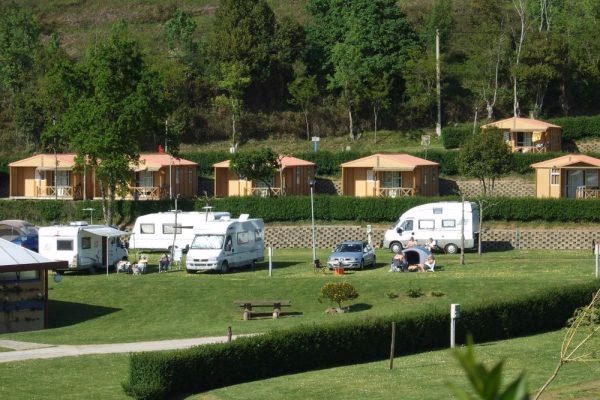 ¿Cuanto cuesta mantener una caravana en el lugar?