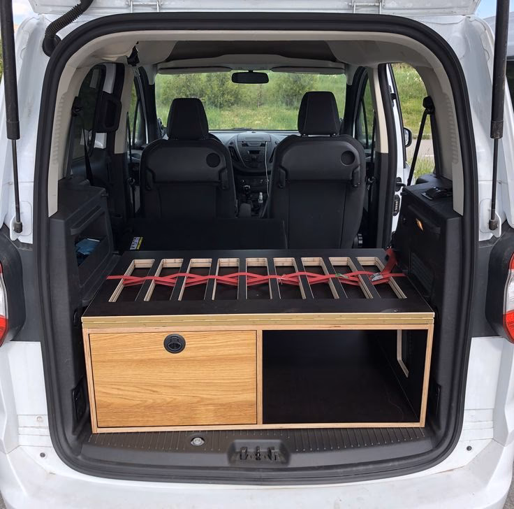 How many seats are in the Tourneo Courier?