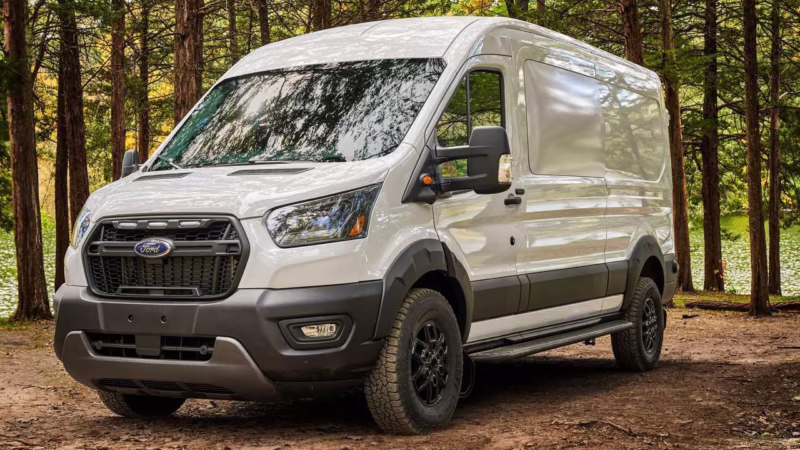 ¿Se puede convertir una Ford Transit en una autocaravana?