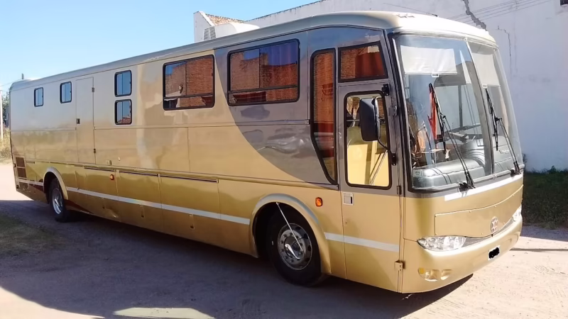 ¿Cómo se llaman los colectivos Casas?