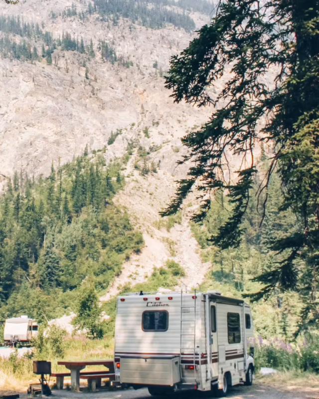 ¿Se puede dormir en una autocaravana en cualquier lugar de Canadá?