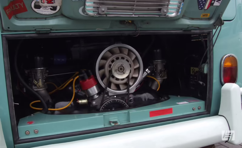 Is the VW 2.5 a 5 cylinder?